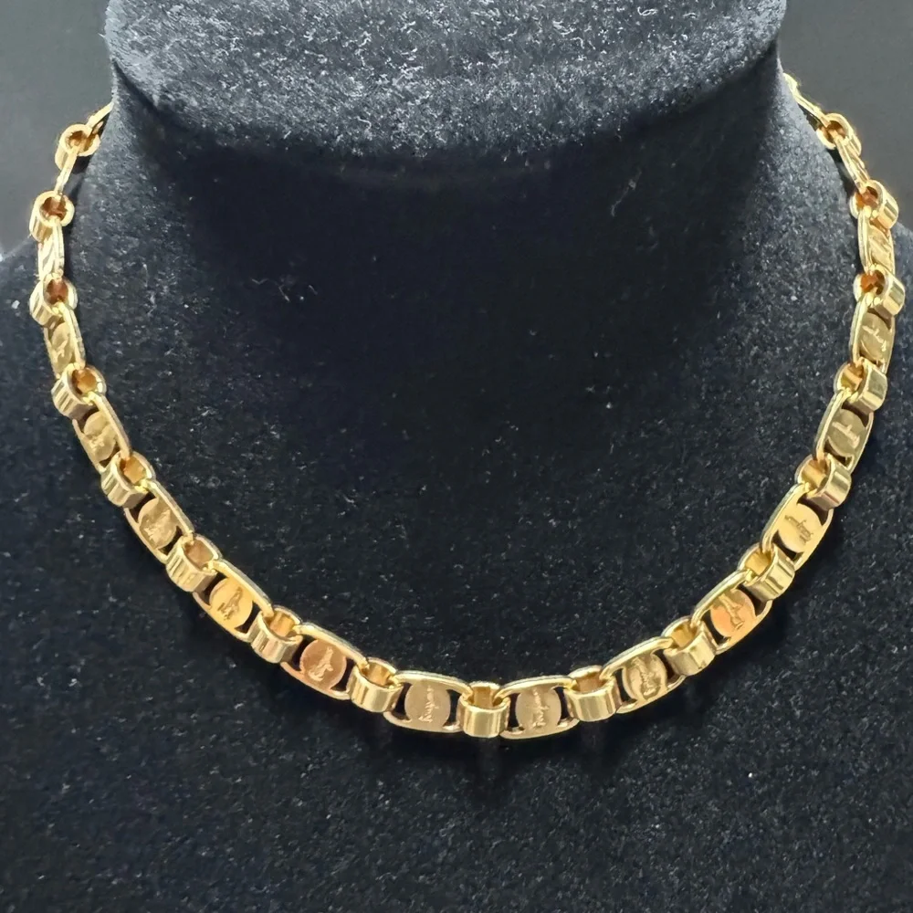 Salvatore Ferragamo Gold Link Choker Necklace - Picture 4 of 4